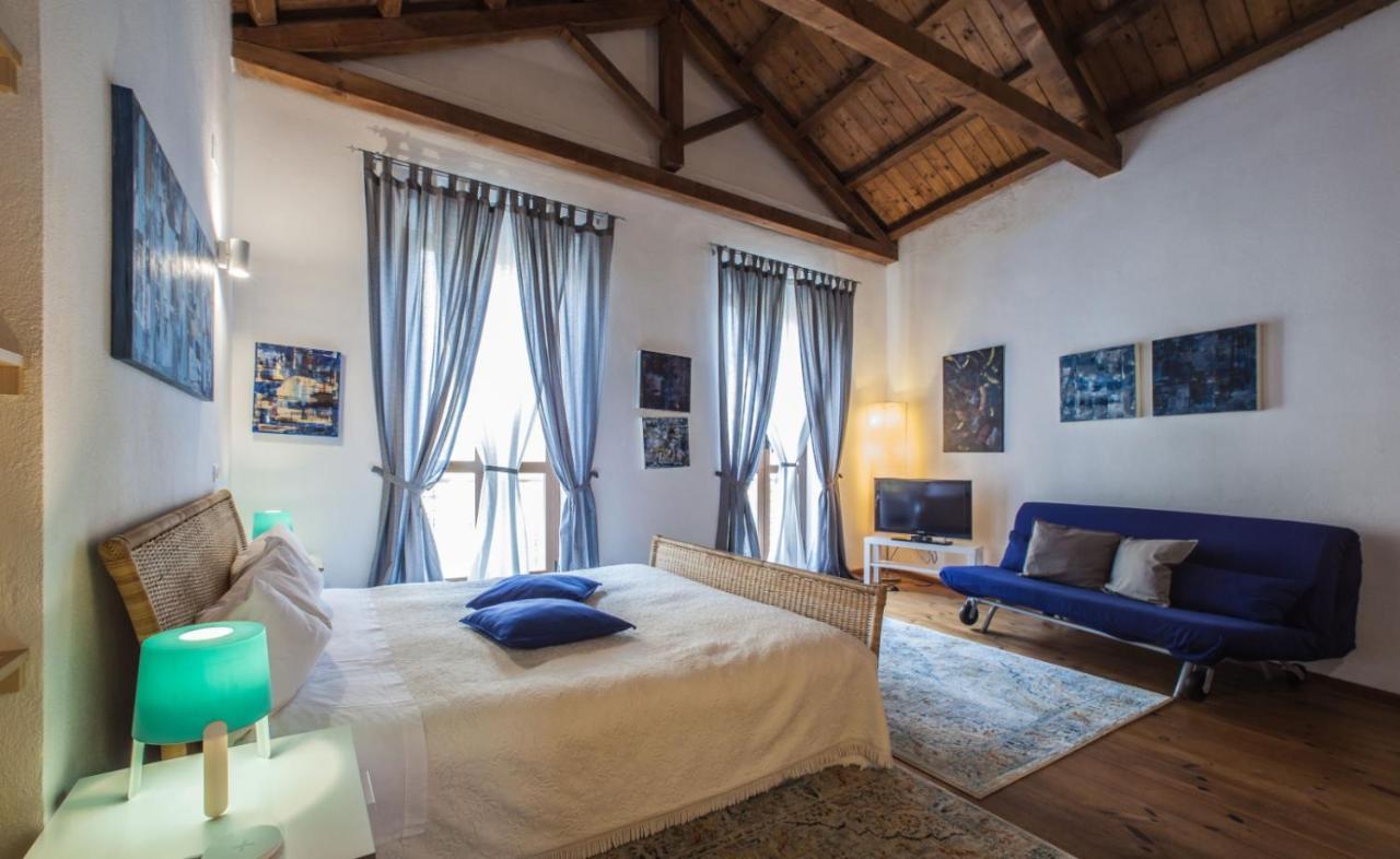 Studio Apartments Centro Storico Via Manno Cagliari Eksteriør billede