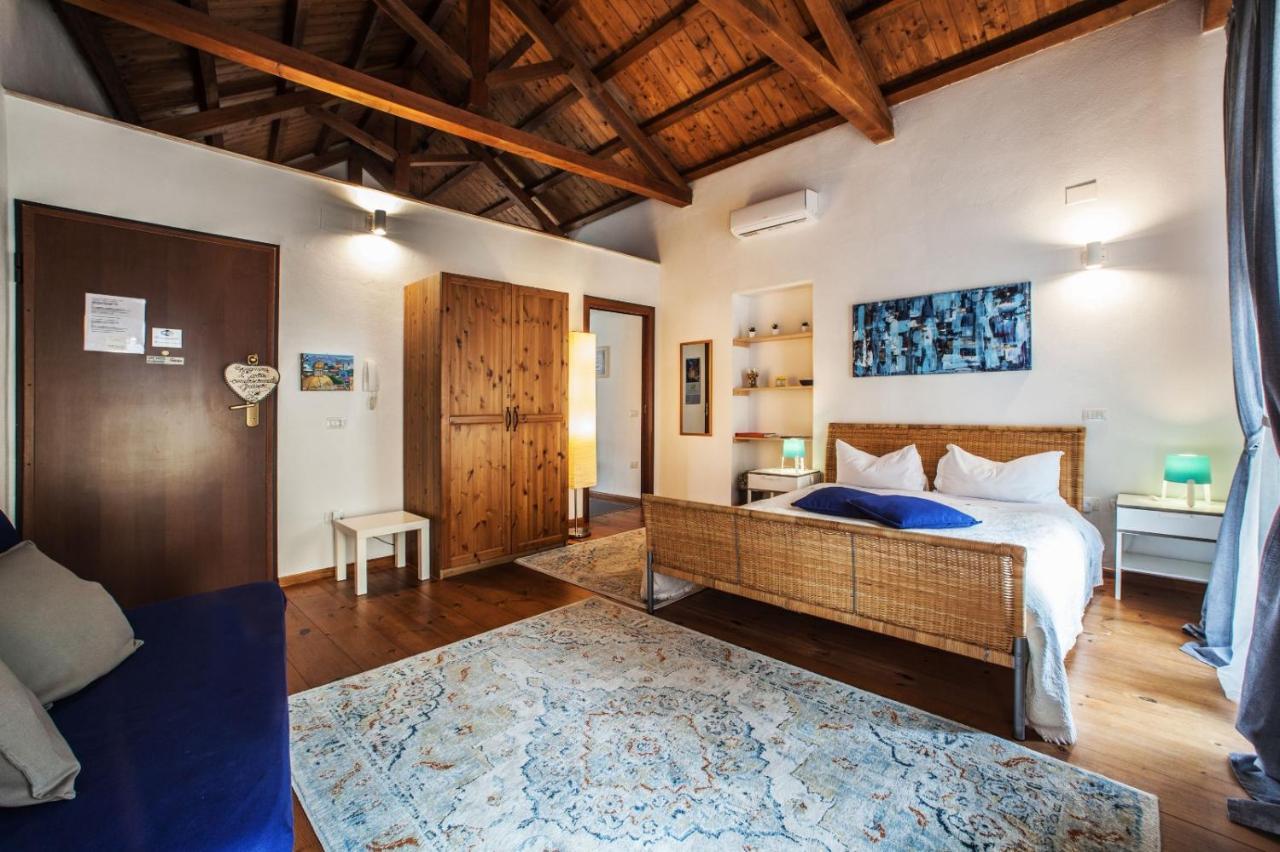 Studio Apartments Centro Storico Via Manno Cagliari Eksteriør billede