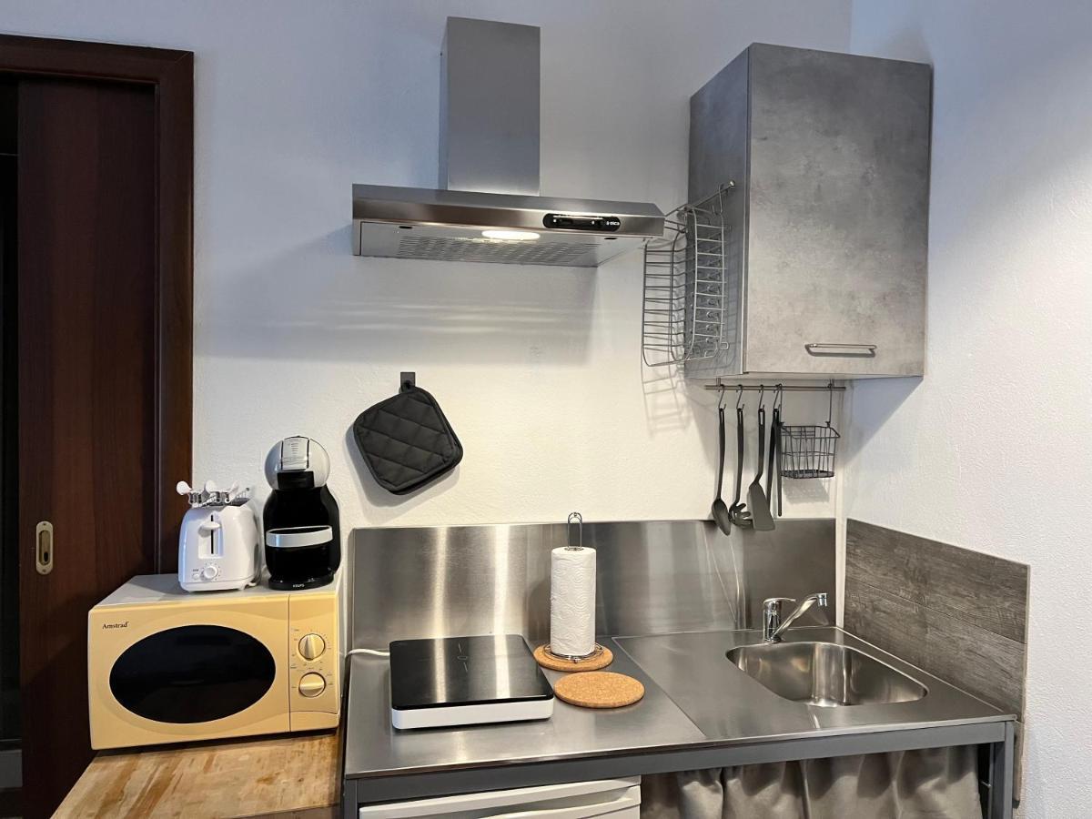 Studio Apartments Centro Storico Via Manno Cagliari Eksteriør billede