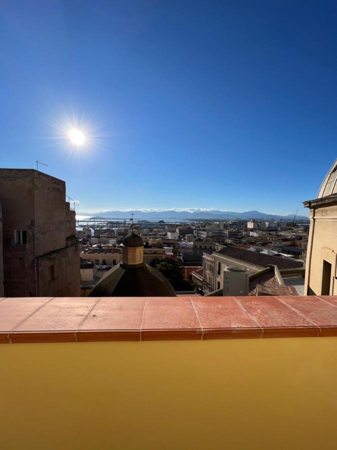 Studio Apartments Centro Storico Via Manno Cagliari Eksteriør billede