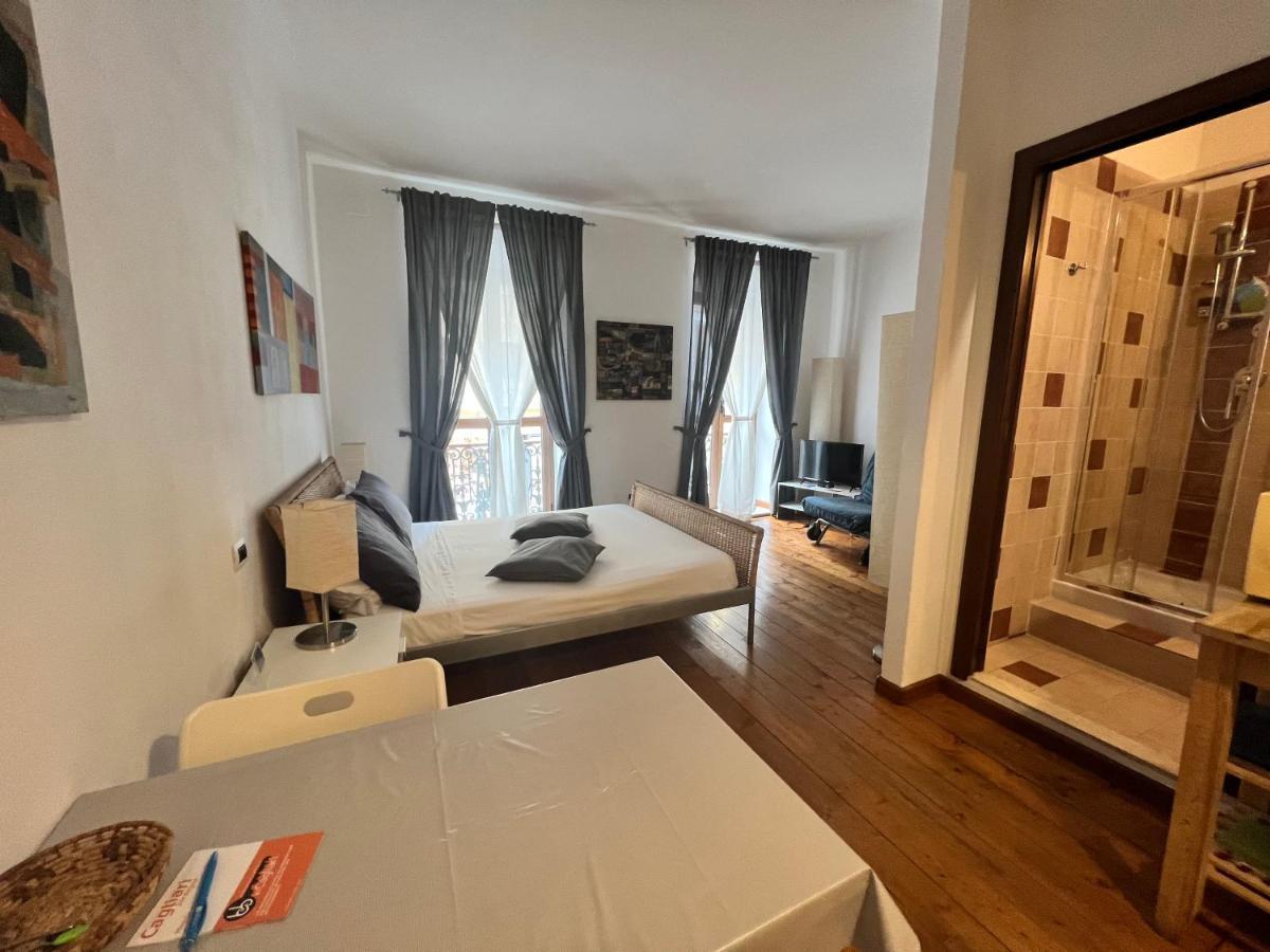 Studio Apartments Centro Storico Via Manno Cagliari Eksteriør billede