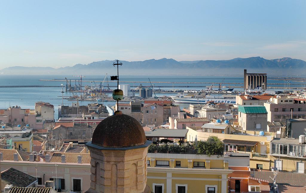 Studio Apartments Centro Storico Via Manno Cagliari Eksteriør billede